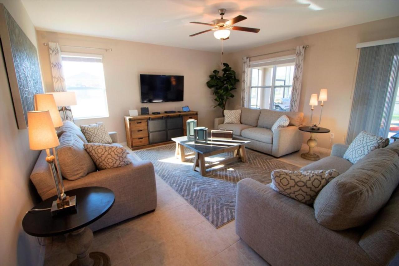 Holiday home Golden Palms Vacation 24444