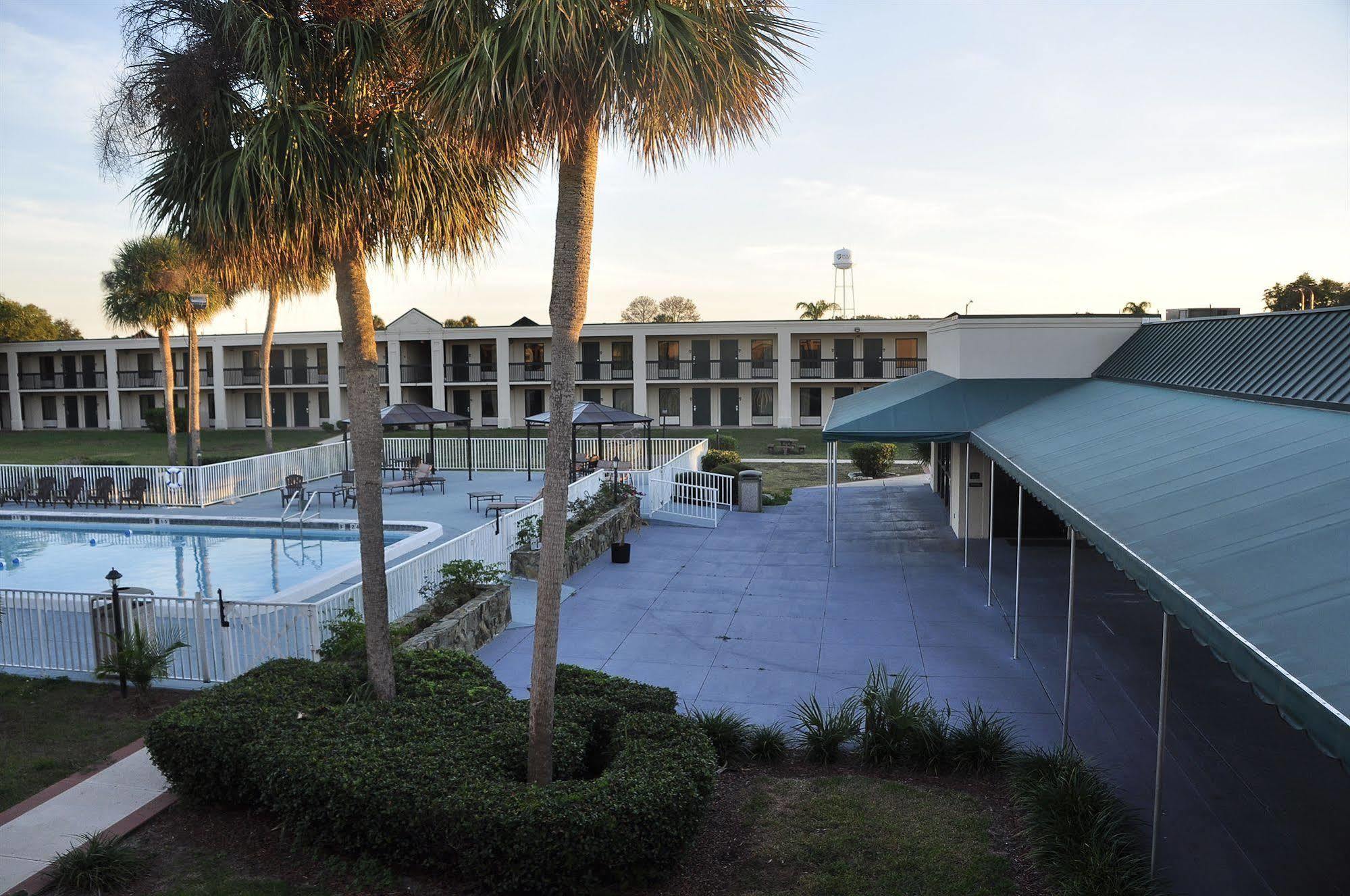 Hotel Gardens 2*