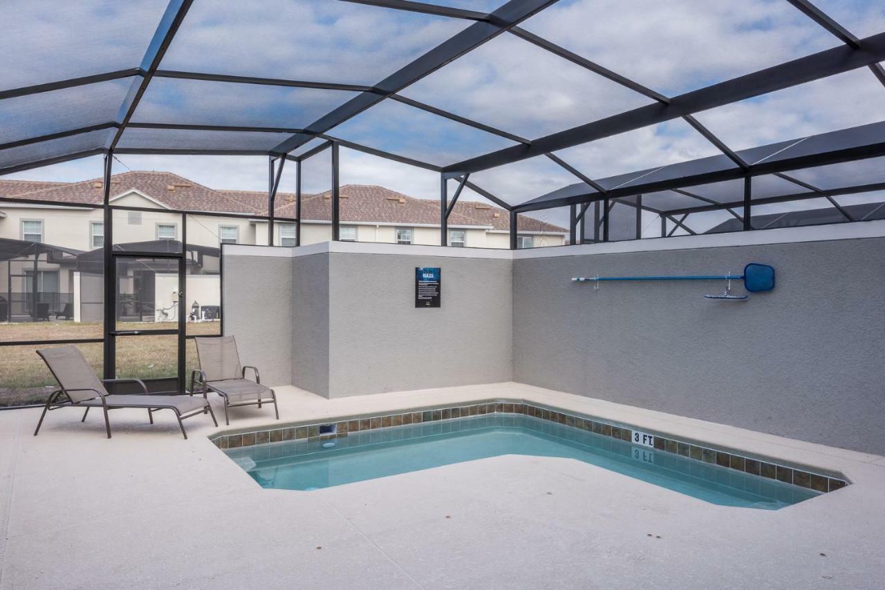 Amazing With A Private Pool Near
