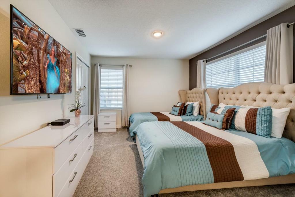 Villa Elegant With Themed Bedrooms Near *