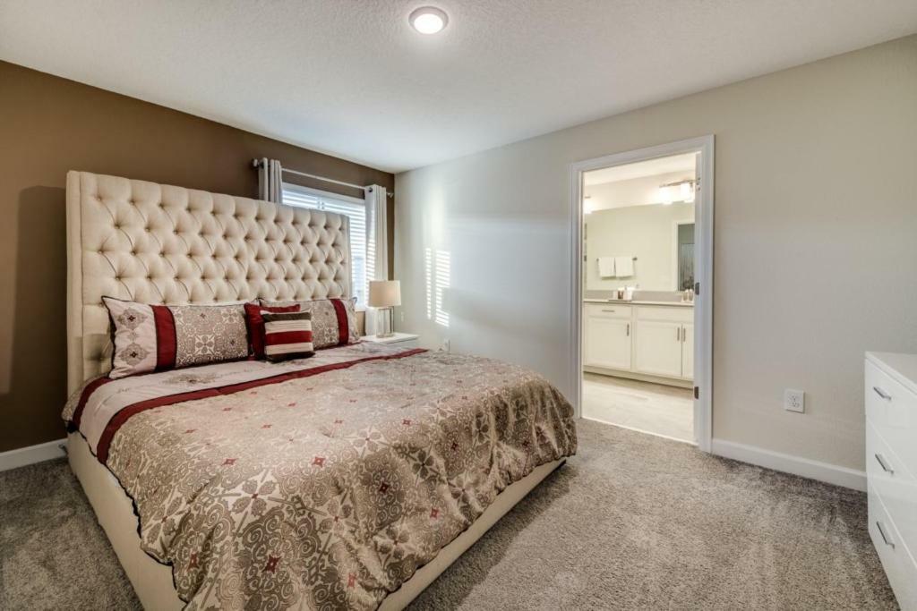 Villa Elegant With Themed Bedrooms Near Kissimmee