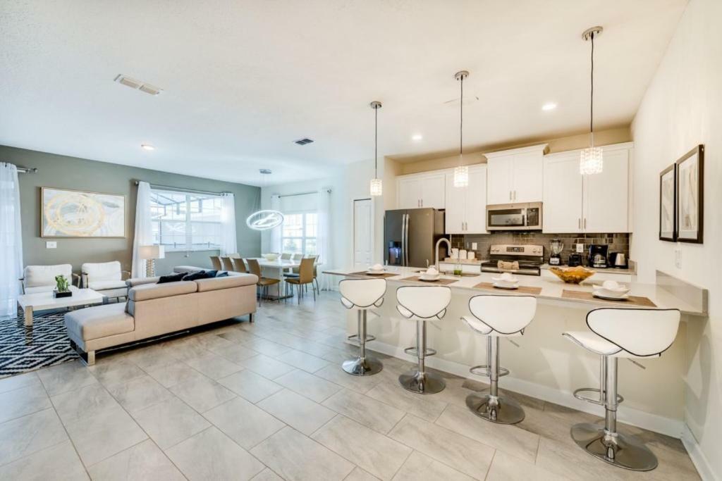 Elegant With Themed Bedrooms Near Villa Kissimmee