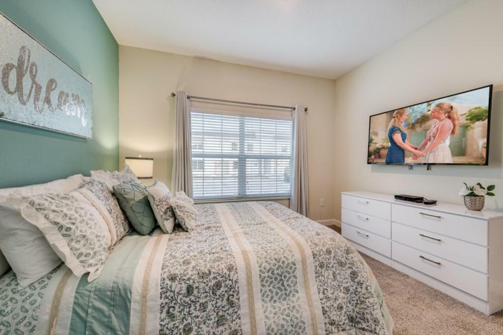Villa Elegant With Themed Bedrooms Near Kissimmee