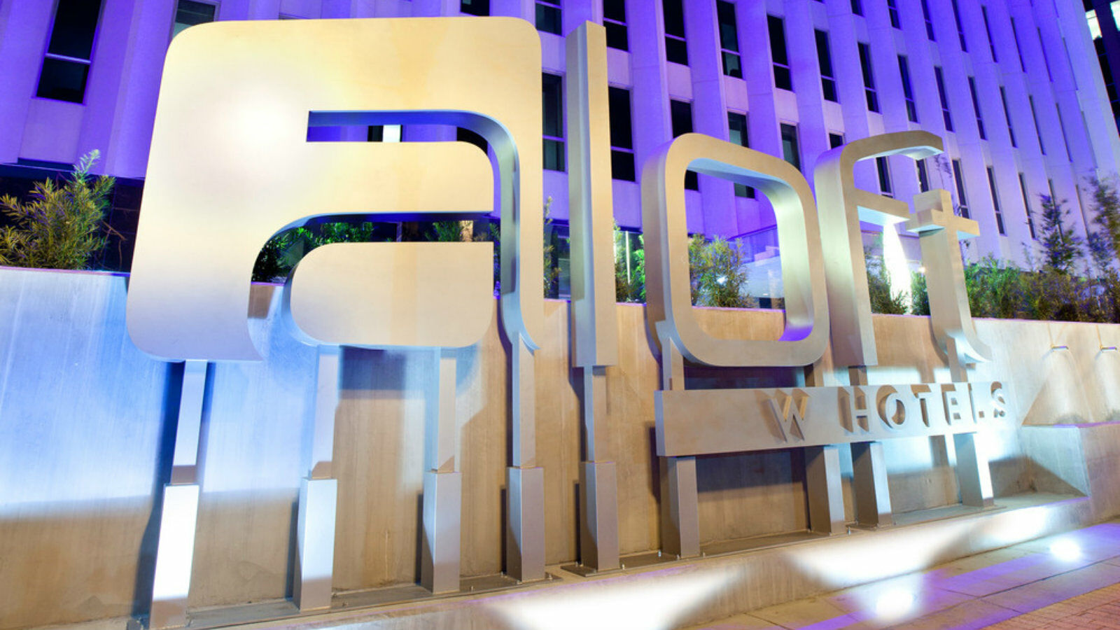 Aloft Downtown 3*