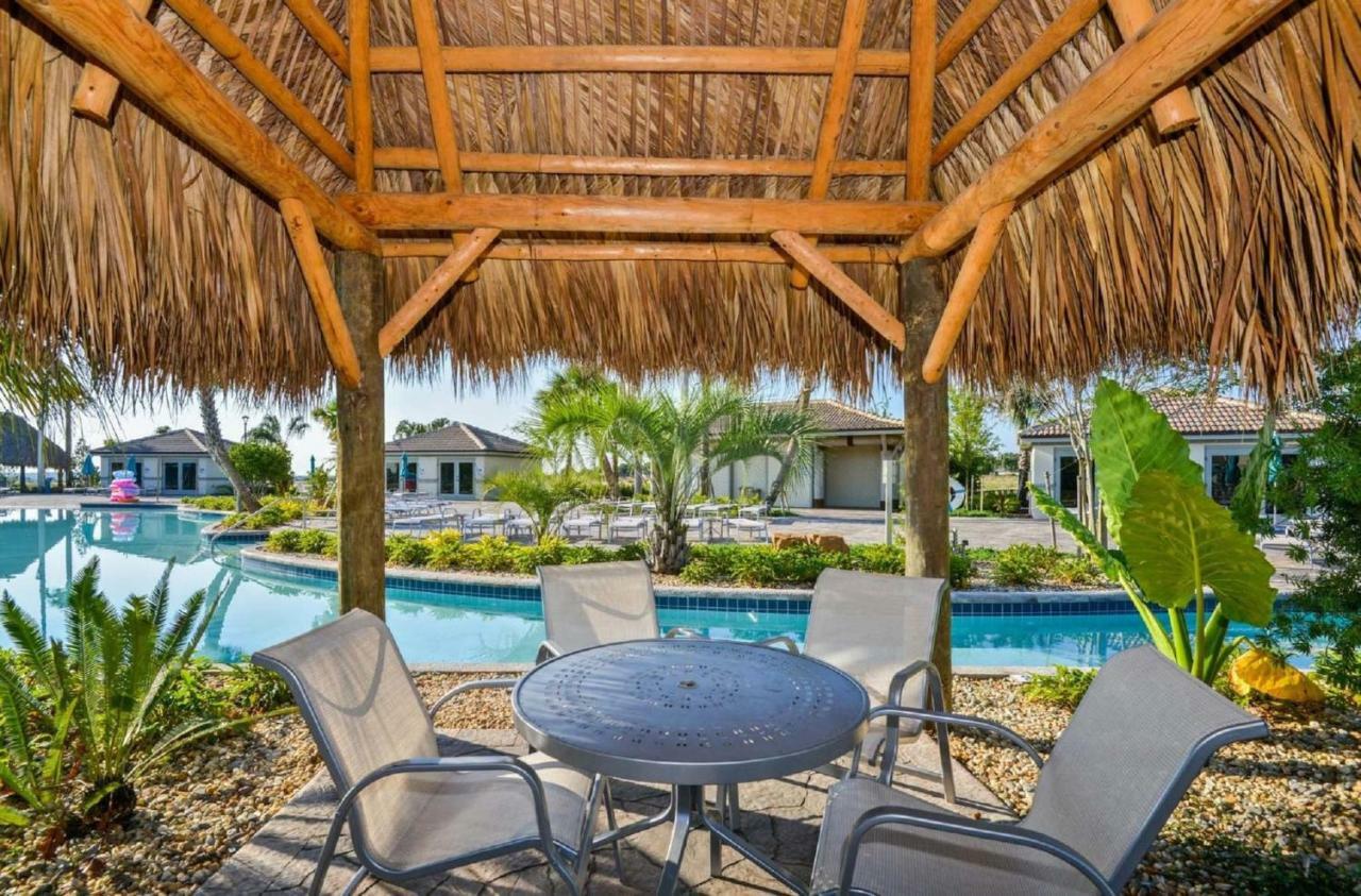 Holiday home Magnificent Pool In Champion Gates *