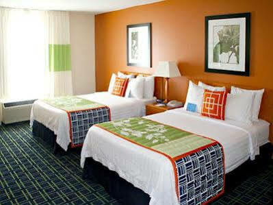 Fairfield And By Marriott Near Universal 3*