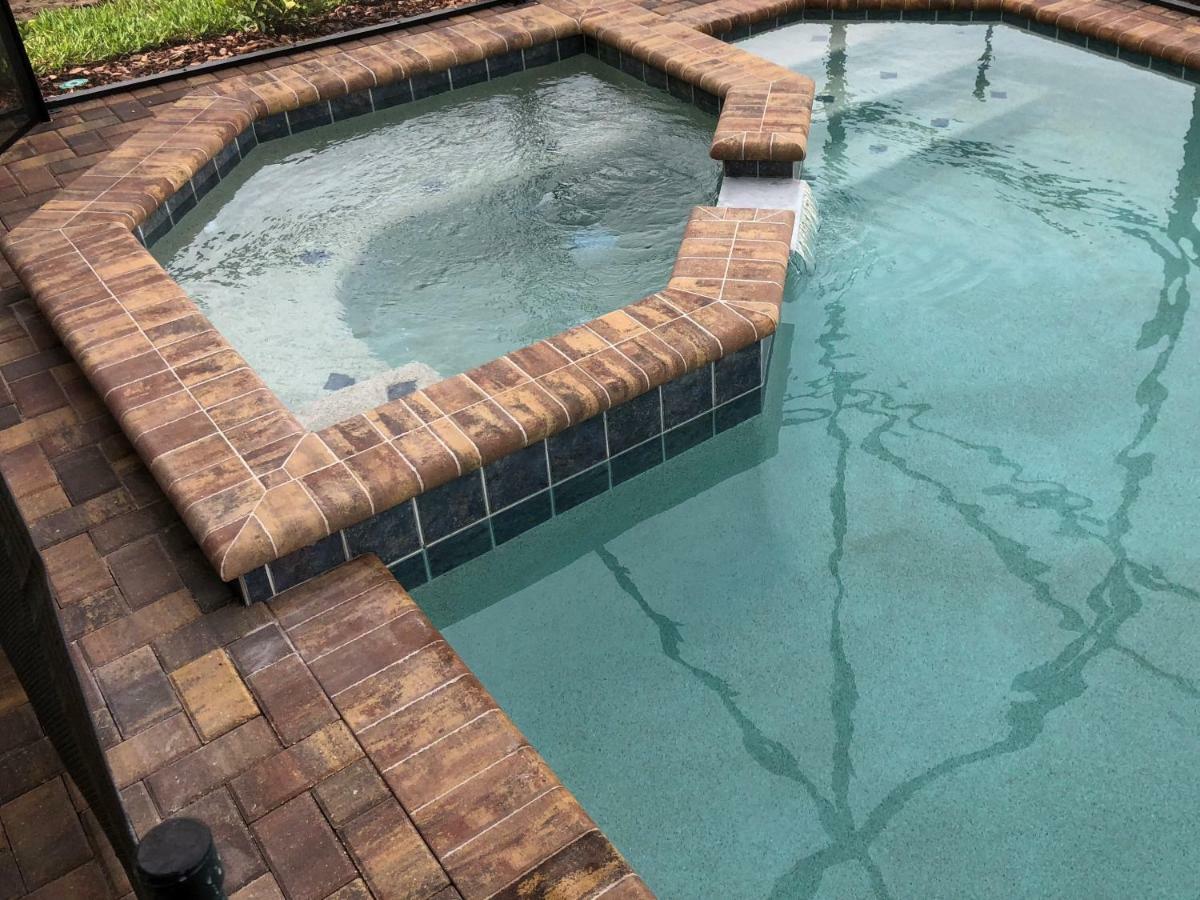 Luxury 6br In Windsor At Westside *