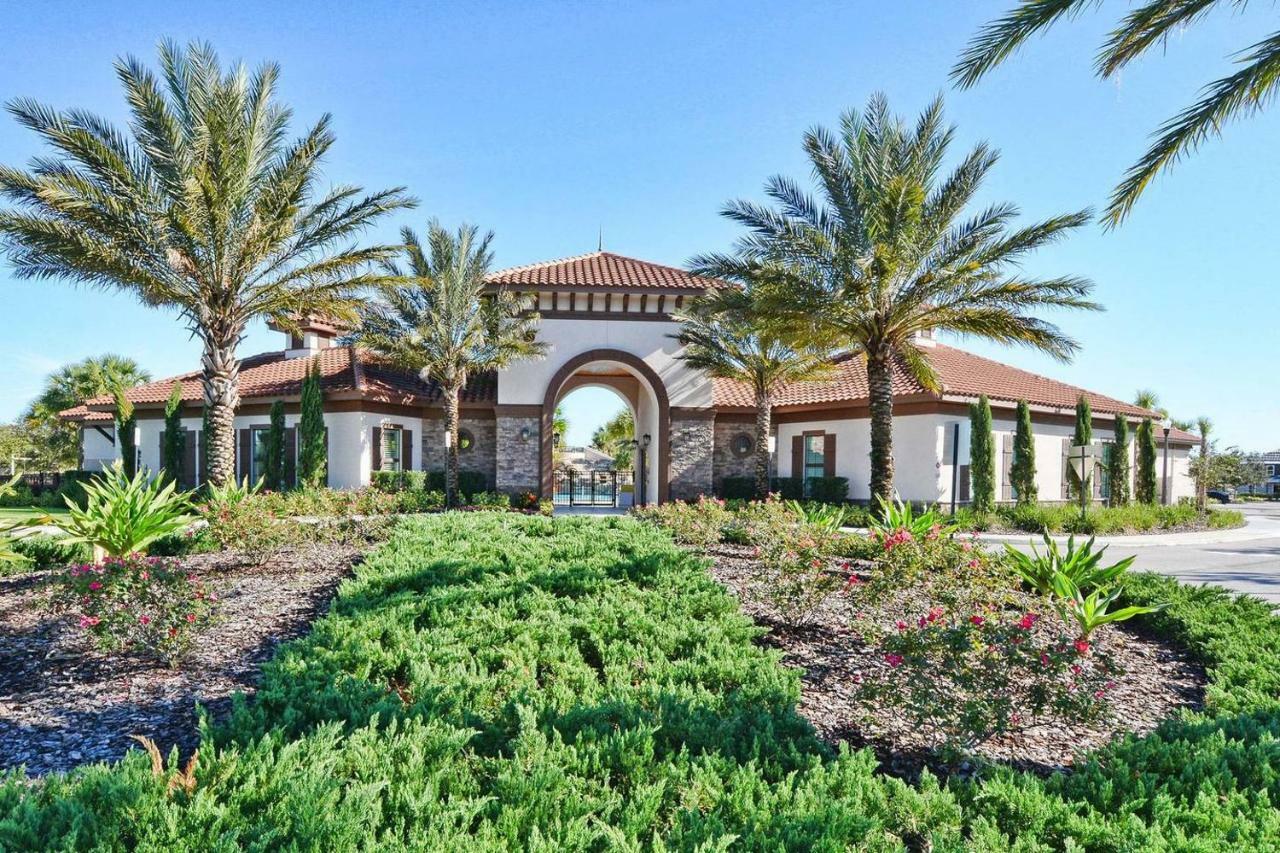Holiday home Solterra 7bd Brand New Pool #7st565 *