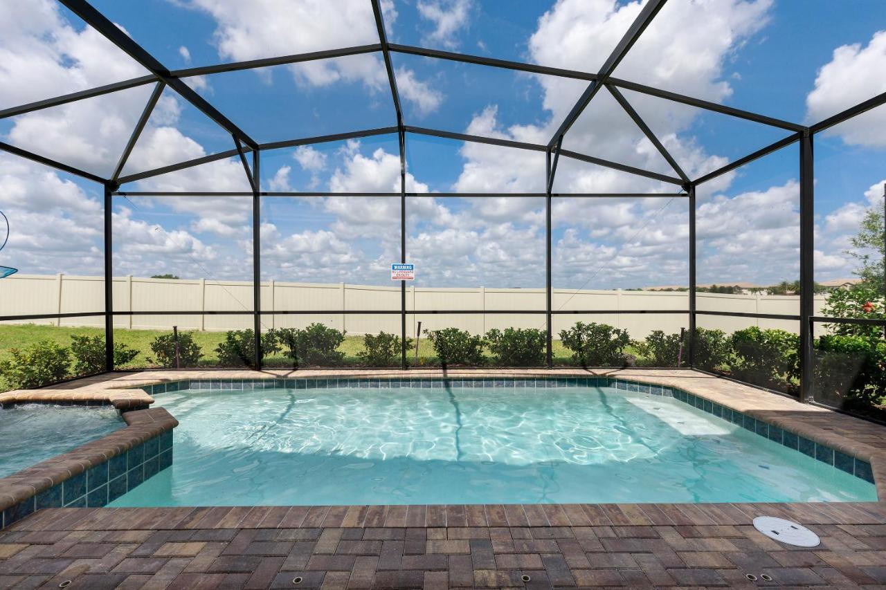 Villa Luxury 6br In Windsor At Westside *