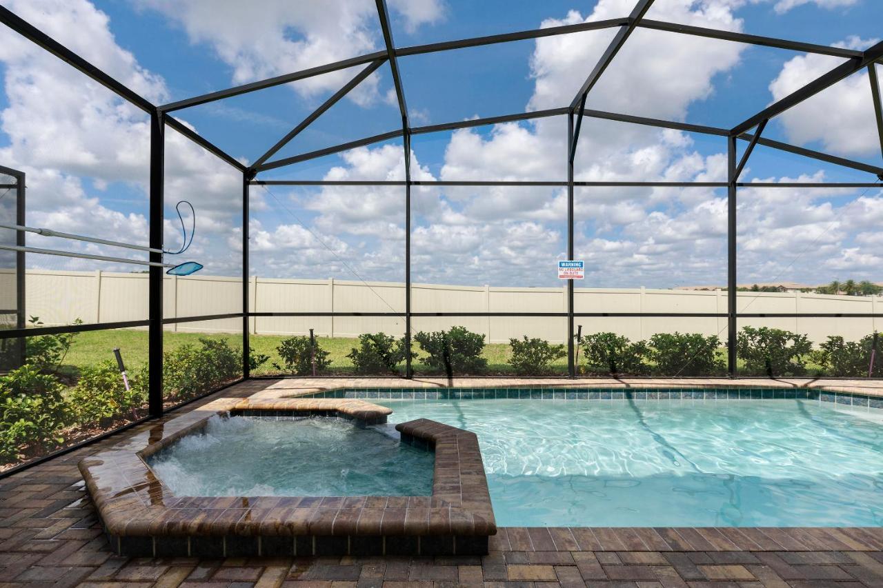 Villa Luxury 6br In Windsor At Westside Kissimmee