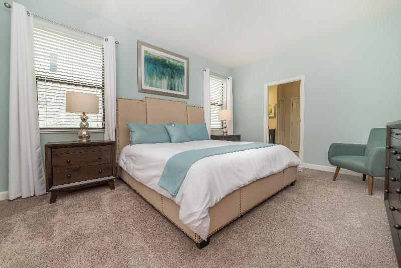 Storey Homes, Townhomes & 4*