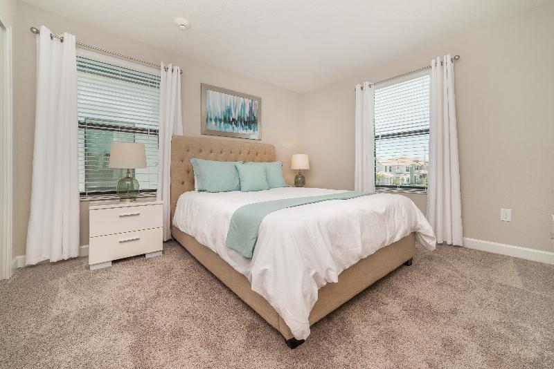 Storey Homes, Townhomes & Resort 4*