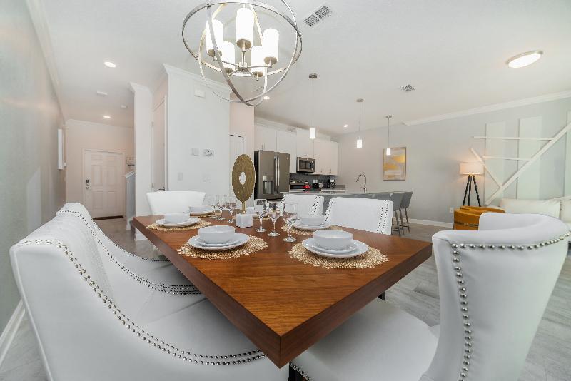 Storey Homes, Townhomes & 4*
