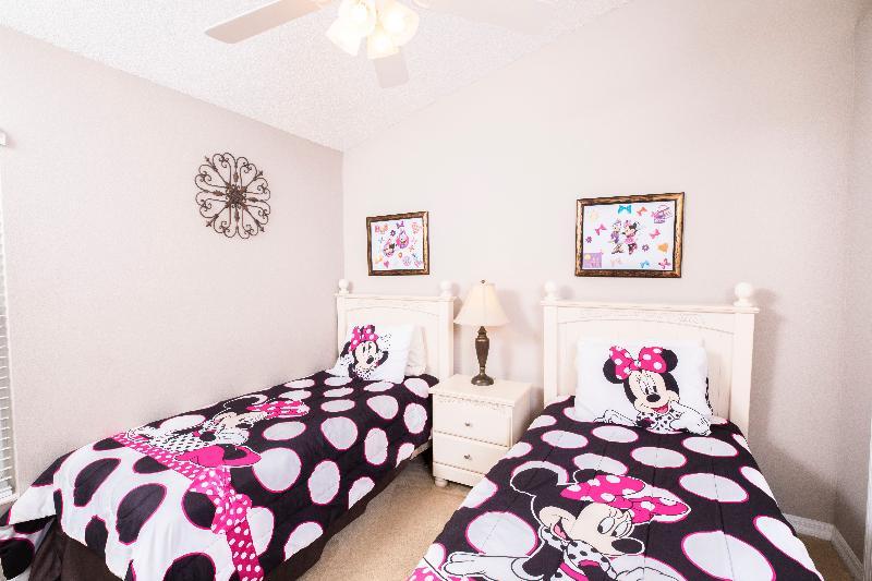 Area Executive Homes *
