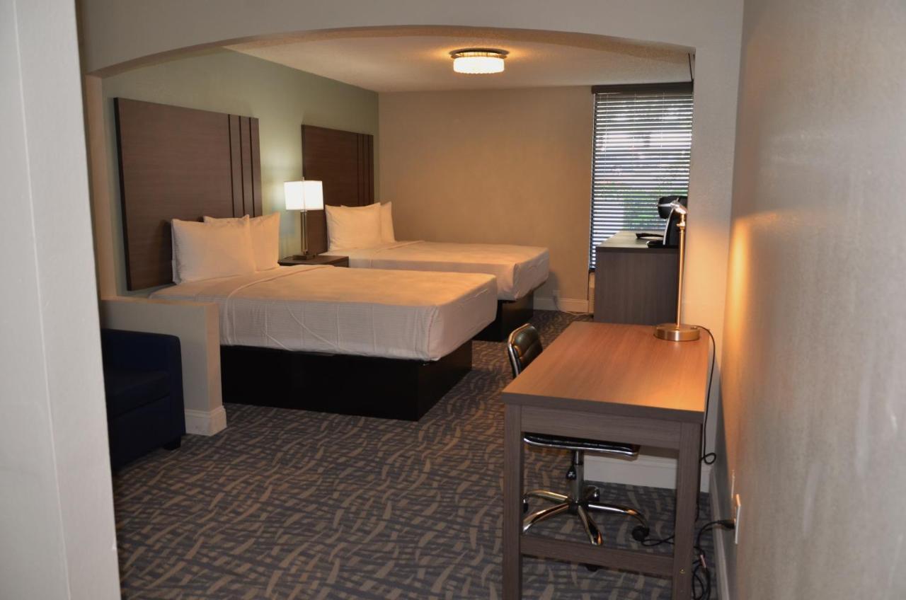 Opal & (adults Only) Hotel