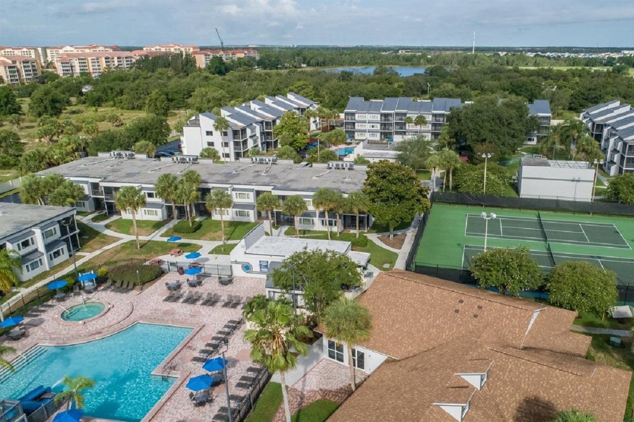 Resort Orbit One Vacation 3*