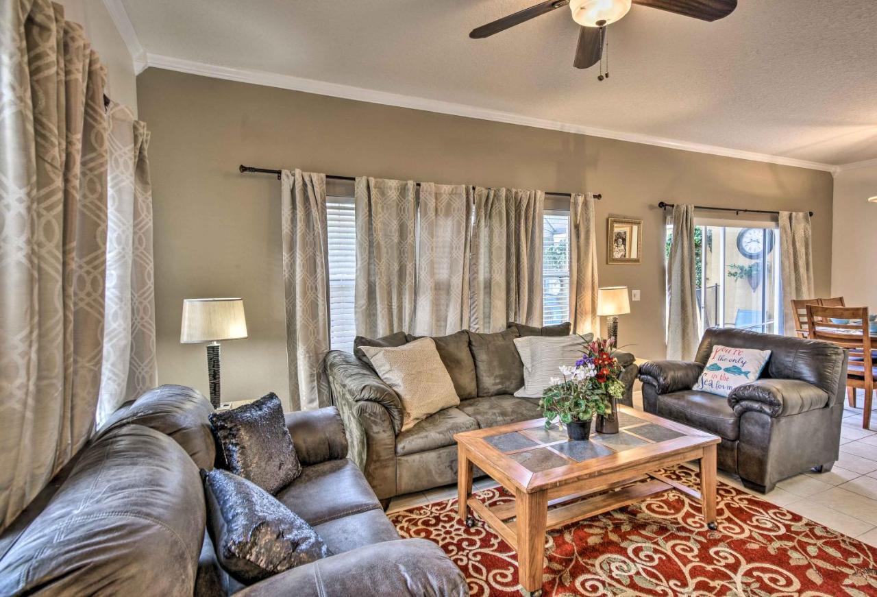 Holiday home Upscale Vacation With Private Pool!