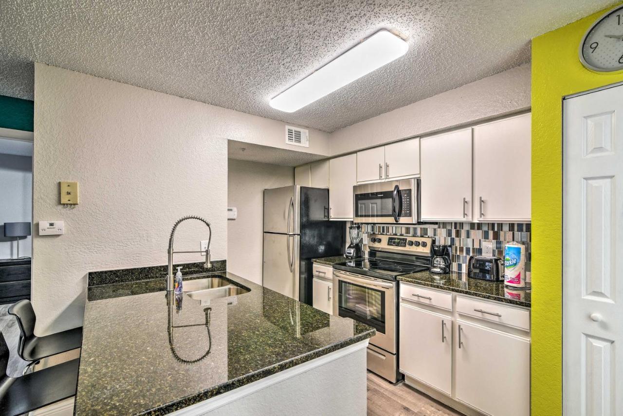 In With Hot Tub And Pool Access Apartment *