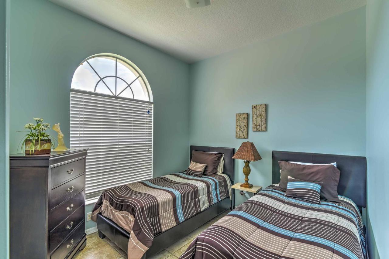 Sunny Retreat With Pool, Near Disney!