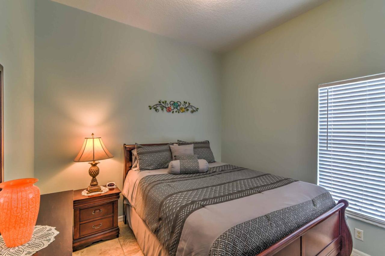 Sunny Retreat With Pool, Near Disney! Holiday home Kissimmee