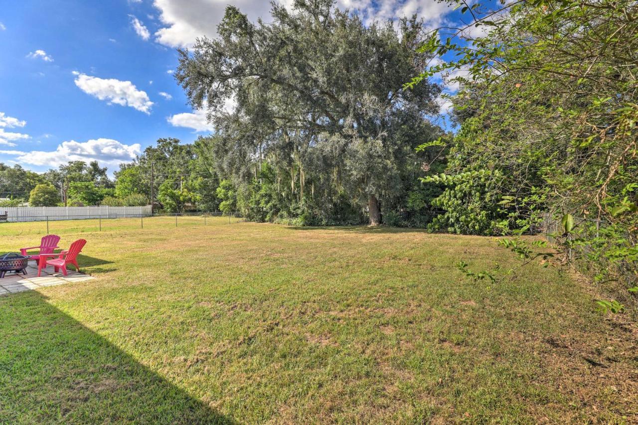 With Large Backyard About 1 Mile From Fsc! Lakeland