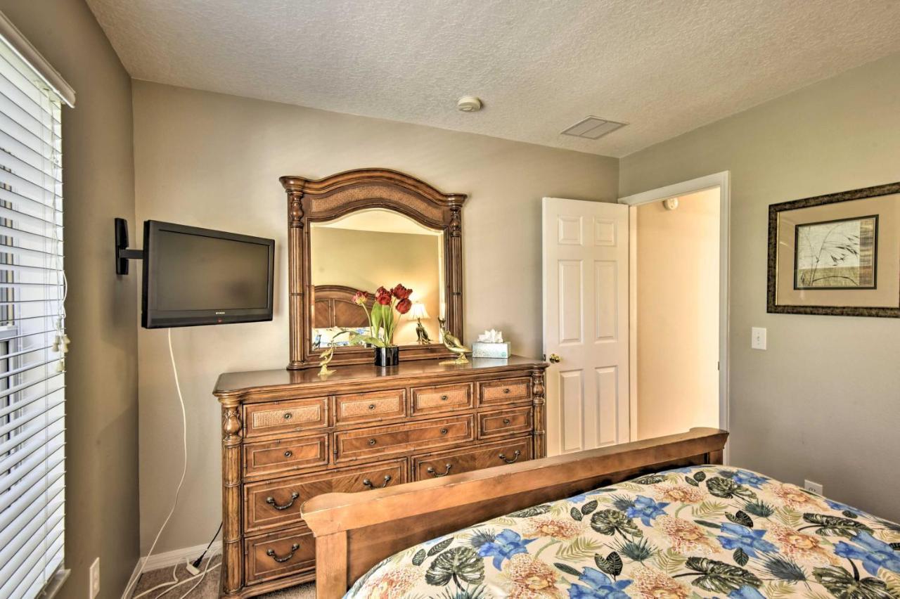 With Private Pool About 15 Mi To Disney! Holiday home