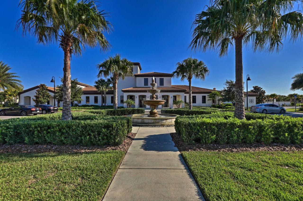 Luxe Disney-area With Pool And Game Holiday home