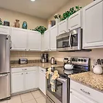 Spacious Clermont Getaway About 10 Miles To Disney!