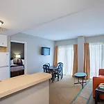Enclave Suites, A Staysky Hotel & Resort Near Universal