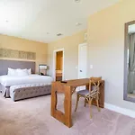 Gorgeous 4 Bd Close To Disney @ Magic Village 3092