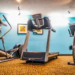 Holiday Inn & Suites Across From Universal Orlando By Ihg