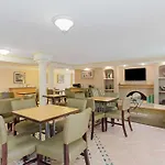 La Quinta Inn By Wyndham Orlando Airport West