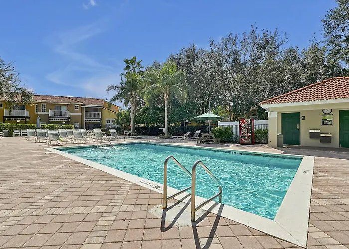 Esmerald Island Resort Oasis: Your Perfect Getaway Near Disney