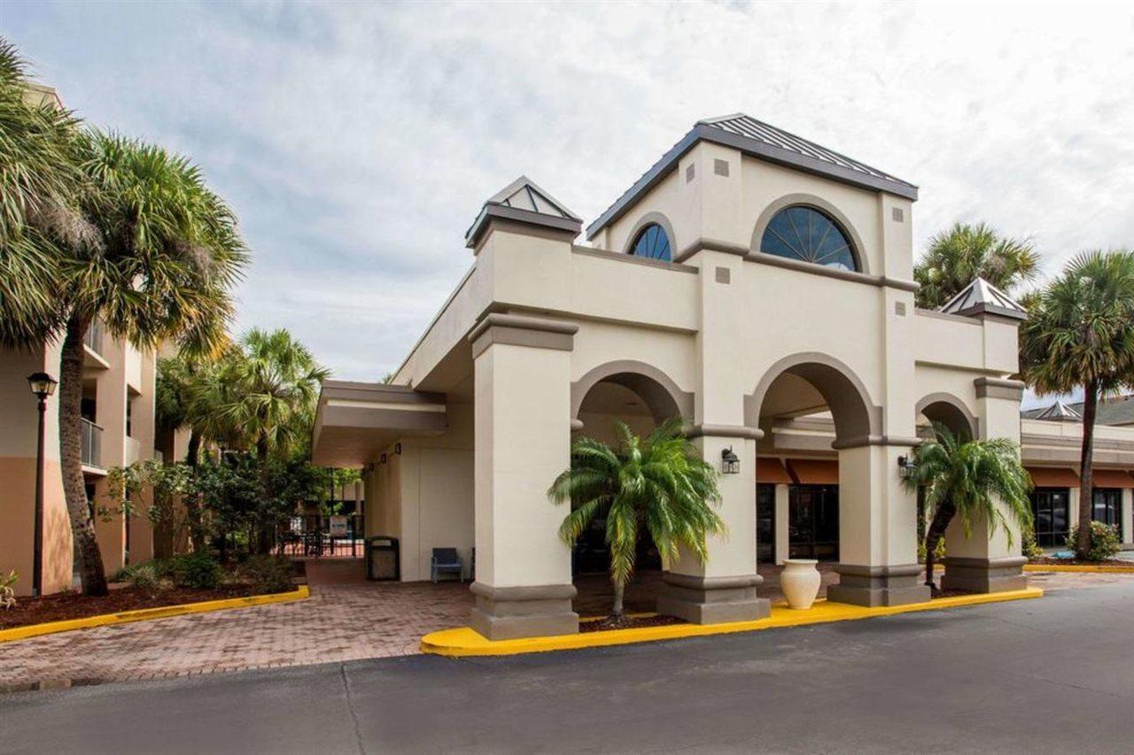 Days & By Wyndham Airport Motel Orlando