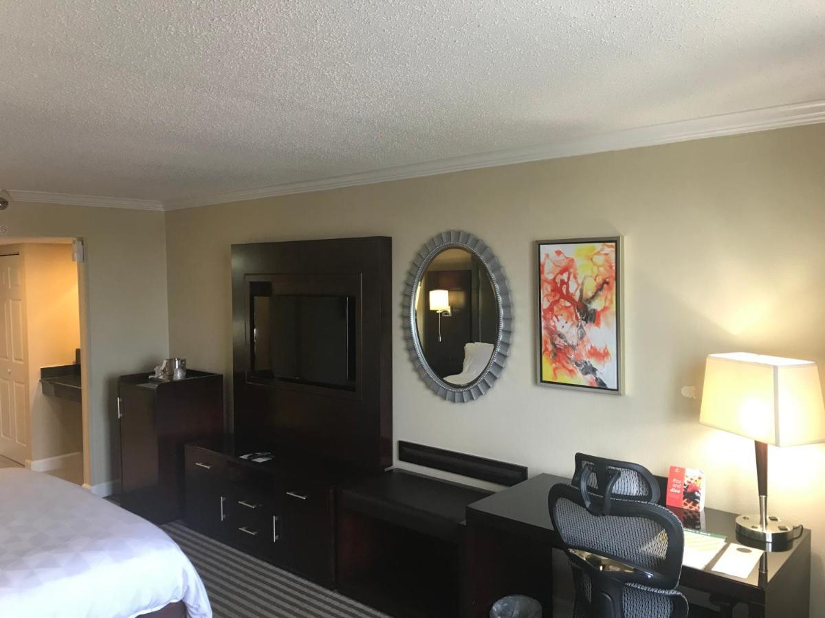 Hotel Orlando East-ucf Area By Ihg Alafaya
