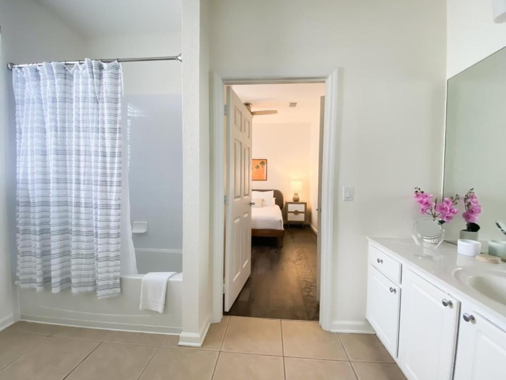 Fountain View, New! * Orlando