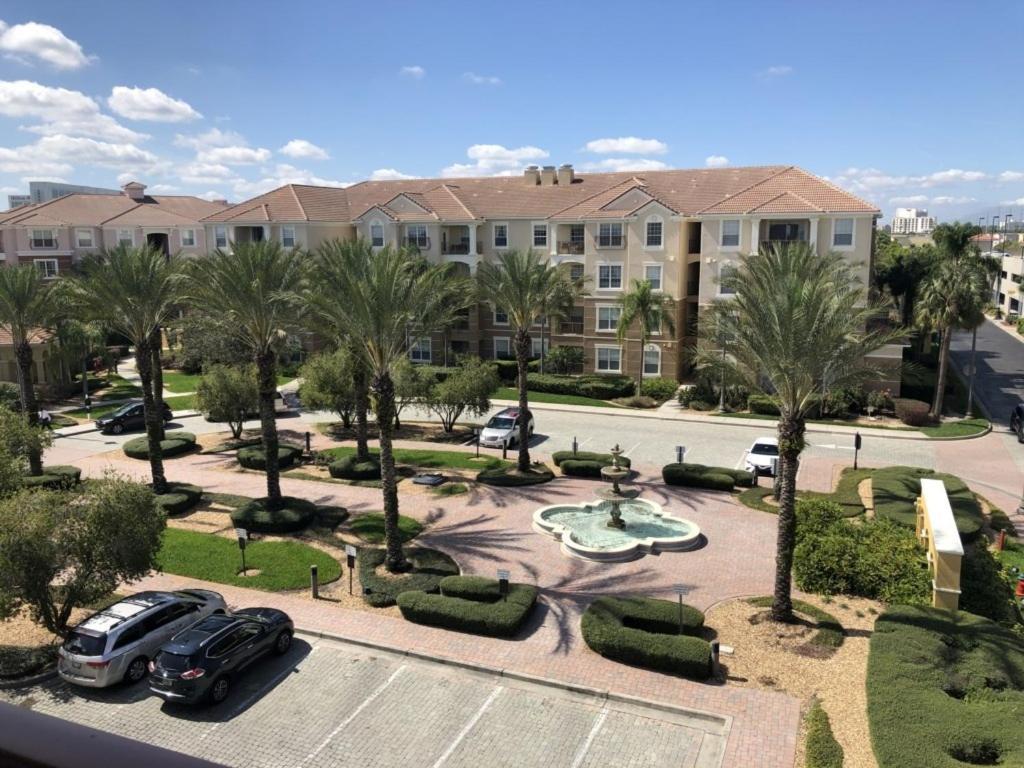 Fountain View, New! *