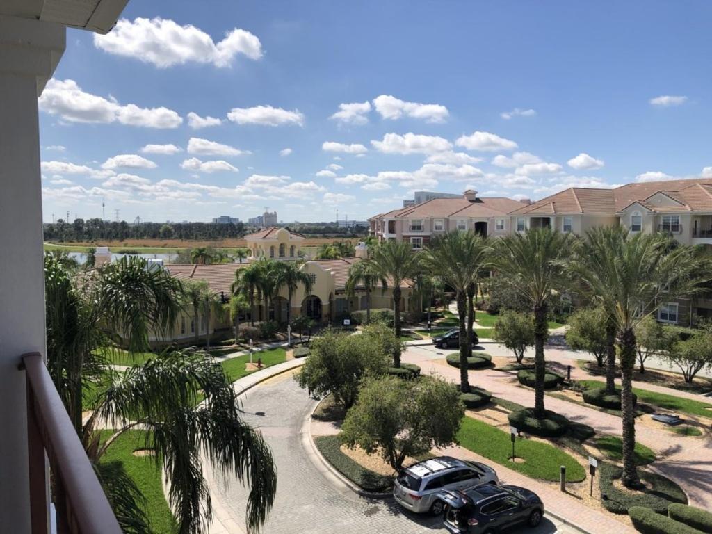 Apartment Fountain View, New!