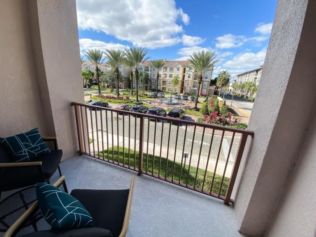 Fountain View, New! Apartment