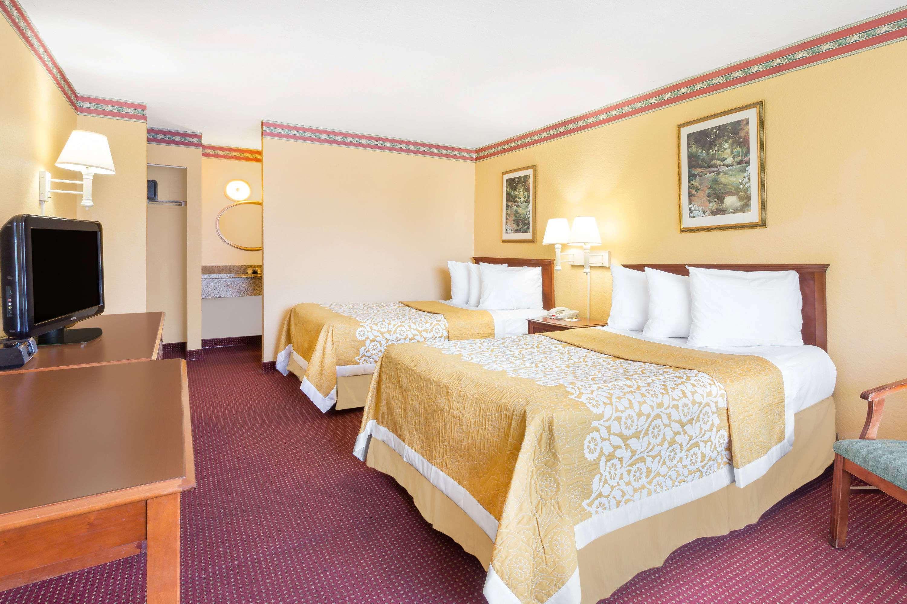 Howard Johnson By Wyndham Orlando-international Drive 2*