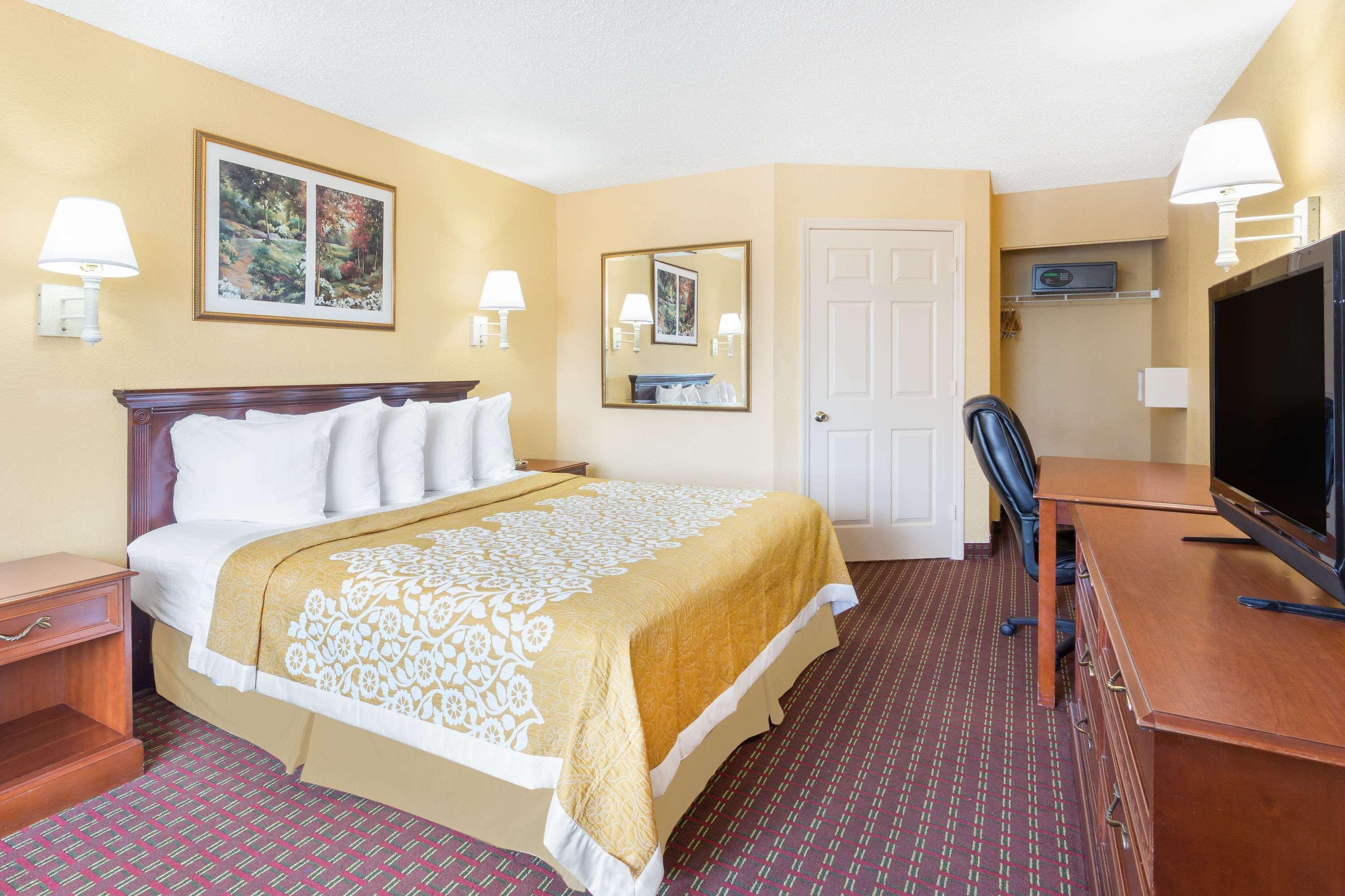 Howard Johnson By Wyndham Orlando-international Drive Orlando