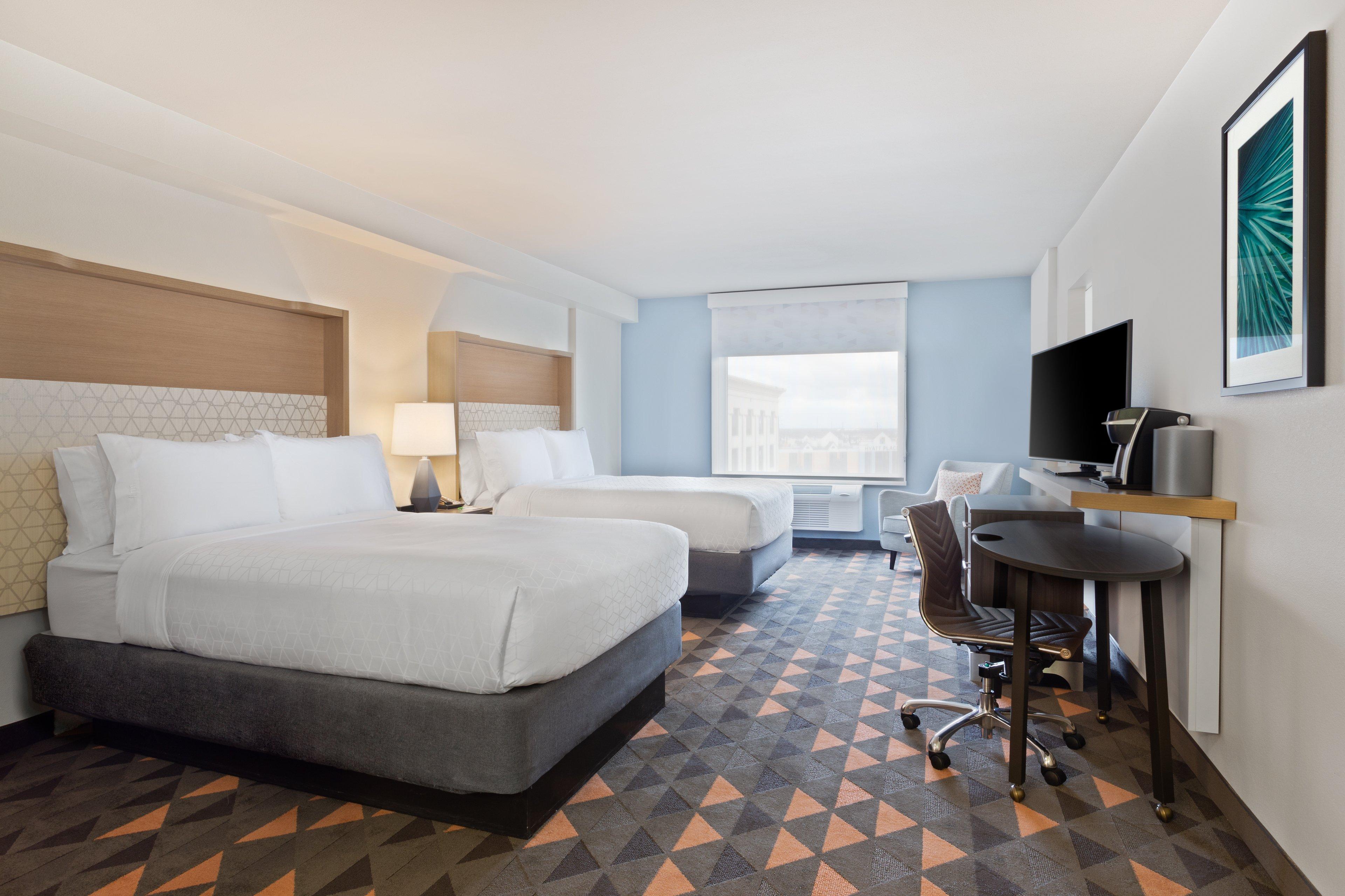 Holiday & Across From Universal By Ihg Orlando