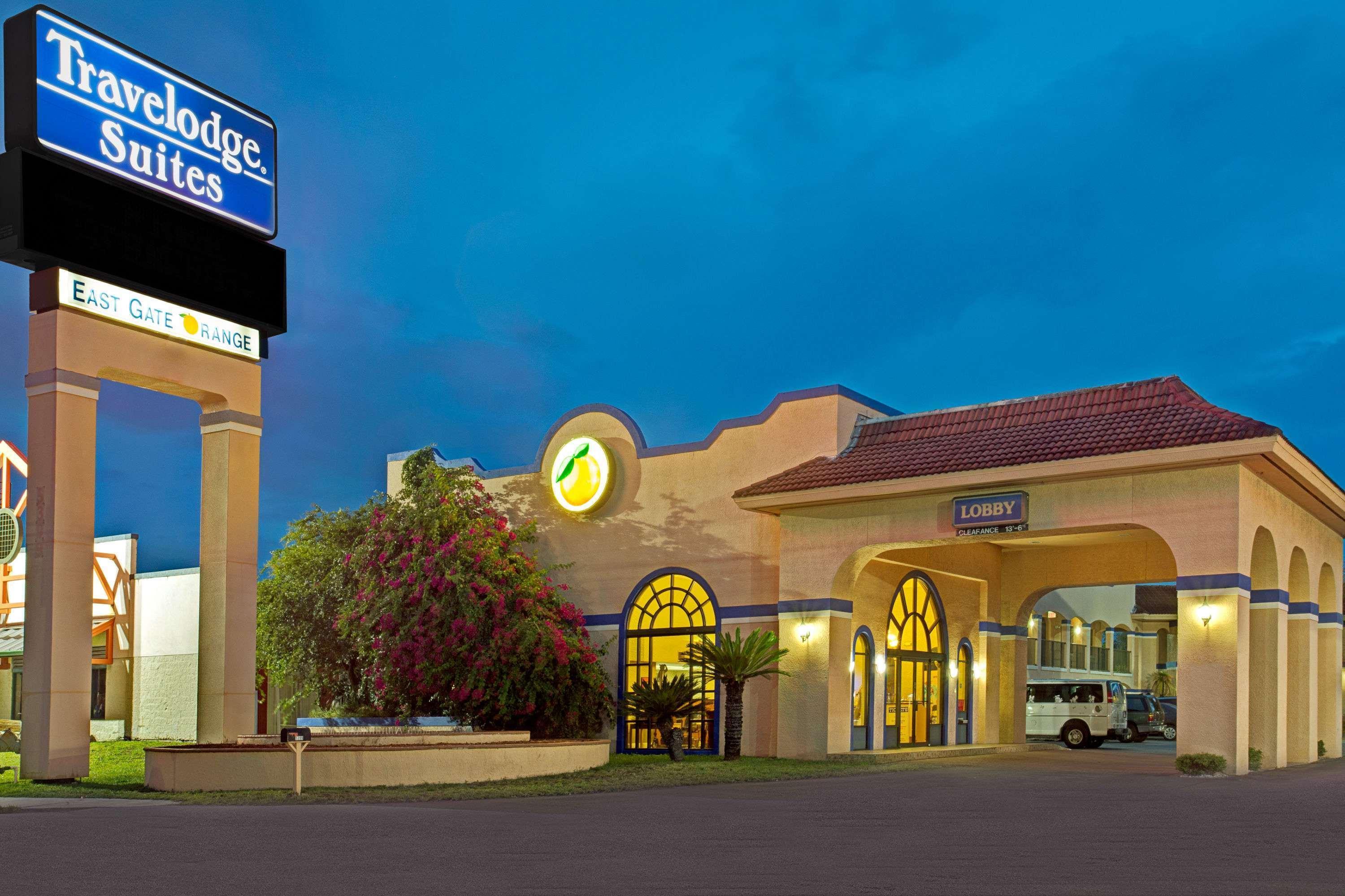 Stayable West Hotel