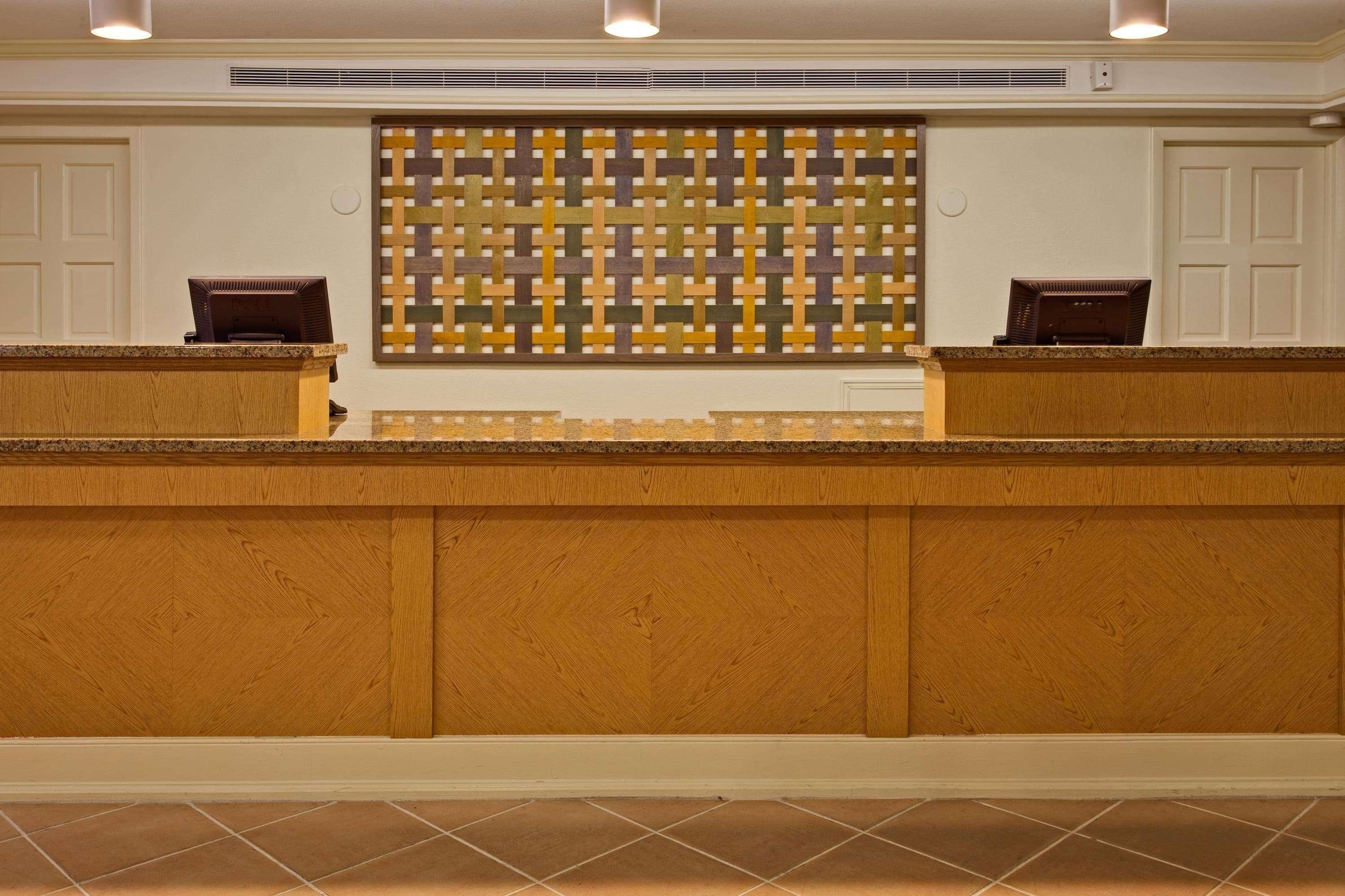 Hotel La Quinta By Wyndham Airport West