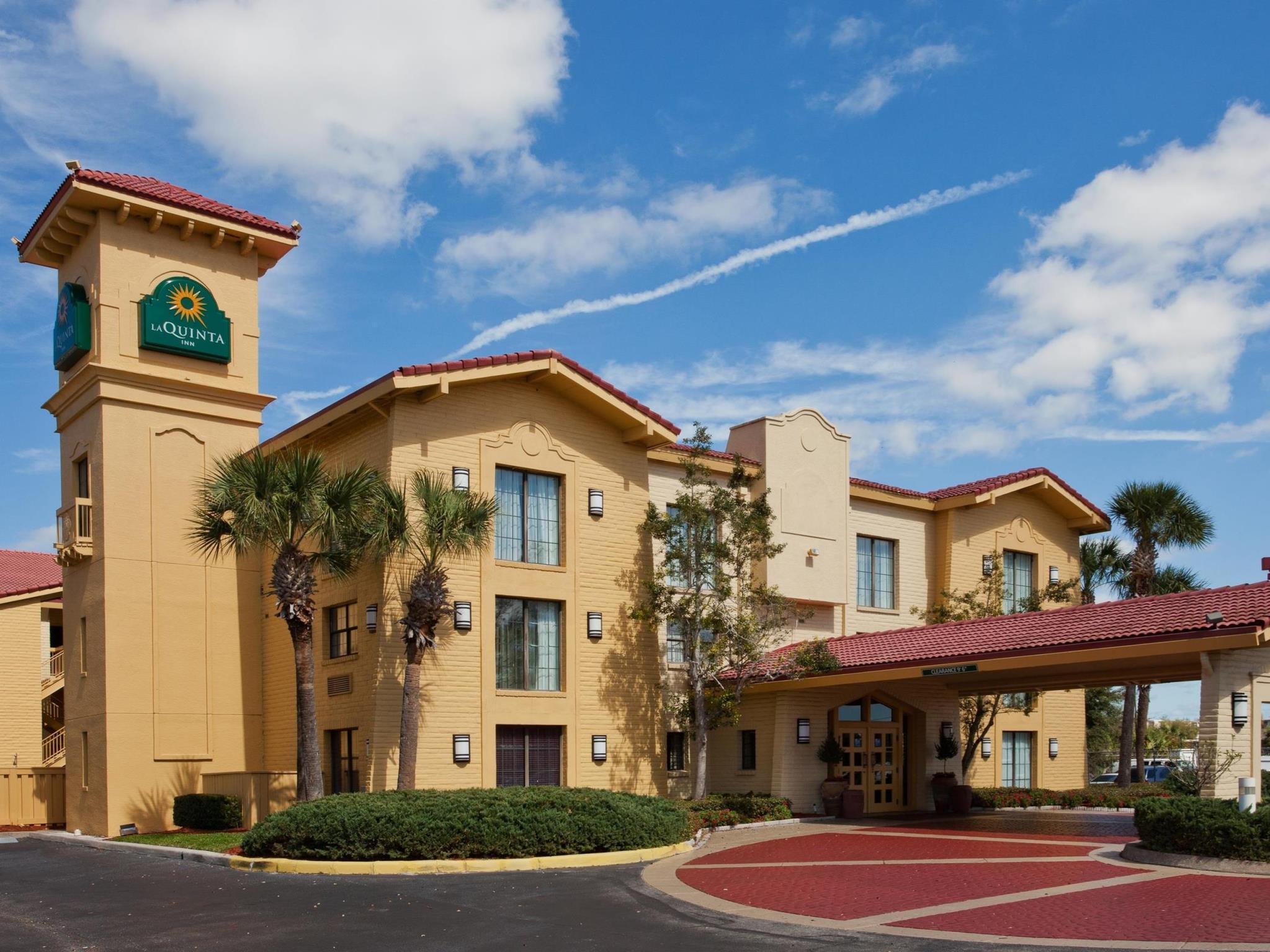La Quinta By Wyndham Airport West 3*