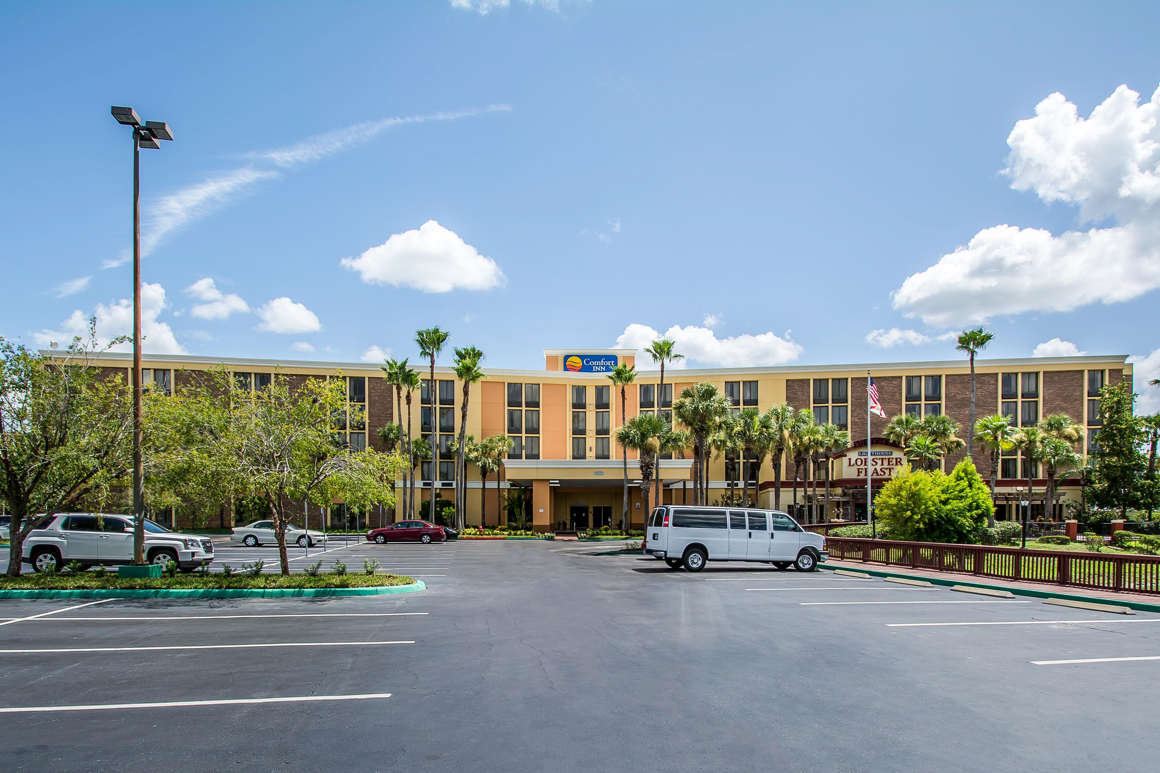Comfort & Kissimmee By The Parks Hotel Four Corners