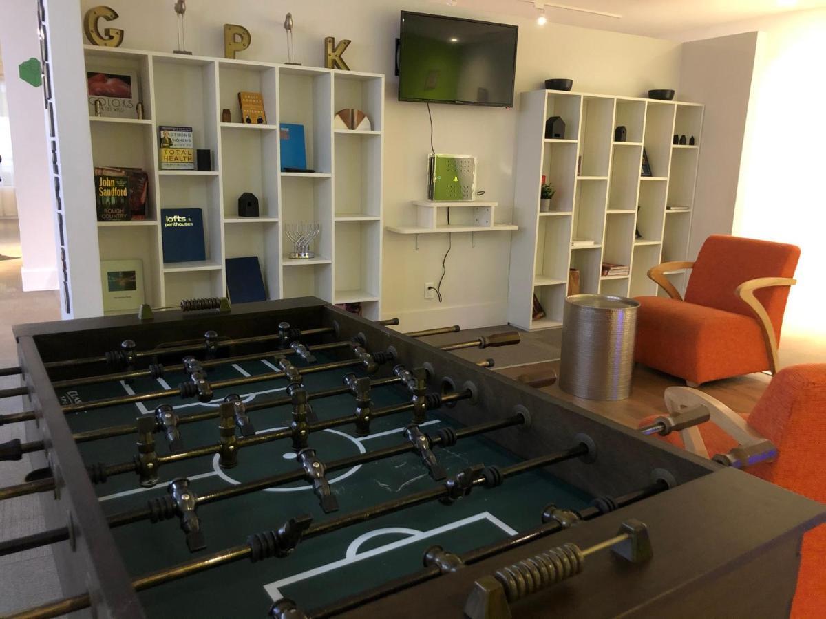 151 Entire Studio Minutes From Disney Hotel