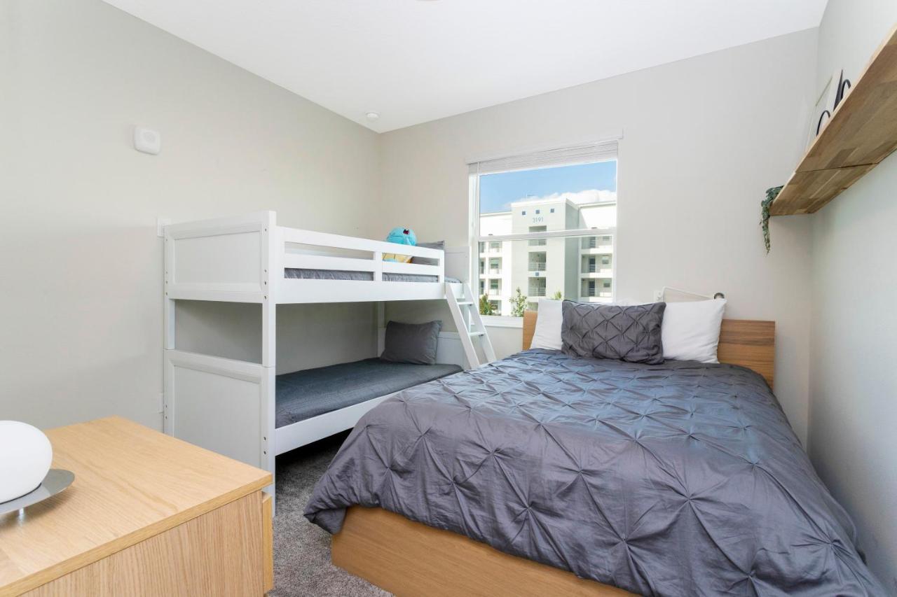 Gorgeous 3bd 2ba Close To @ Storey Orlando 208 3180 Holiday home