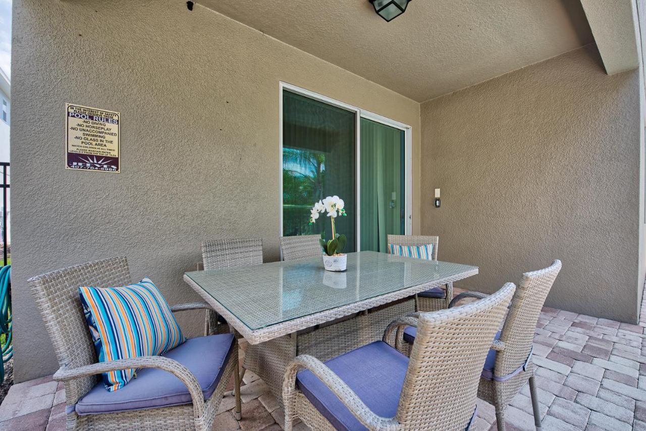 Encore Reunion 8 Bd Sleeps 17 W Pool & Spa Close To Disney 461 Holiday home