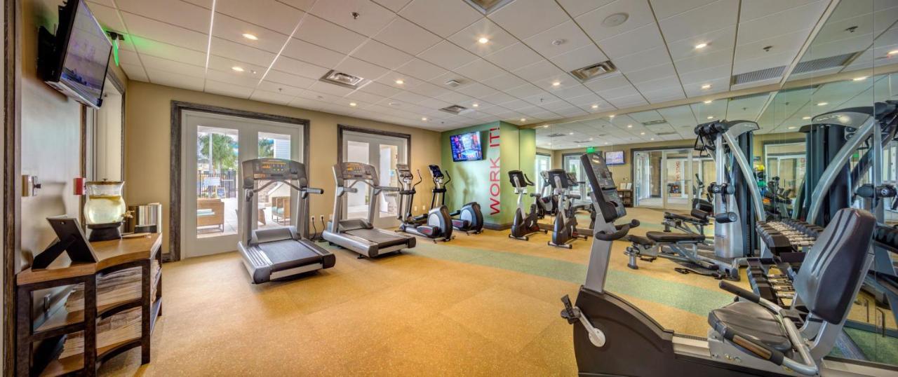 Spacious By Rentyl Near With Private Pool & Amenities - 391f